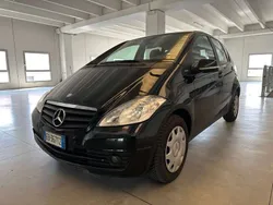 Nero Usata 2009 Mercedes A150 Avantgarde Monovolume | 2900 € (Ottimo prezzo)