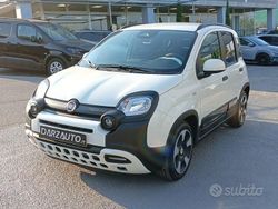 Bianco pastello Nuova 2025 Fiat Panda Cross Cross Due volumi | 17.200 €