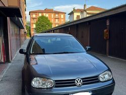 Blu Usata 2002 VW Golf IV Due volumi | 2250 € (Cara)