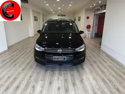Nero Usata 2021 VW Touran Business Monovolume | 27.000 € (Buon prezzo)