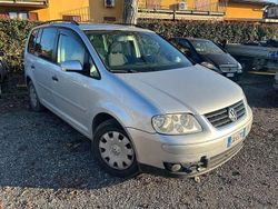 Argento Usata 2005 VW Touran Monovolume | 900 € (Super prezzo)