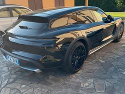 Nero Usata 2021 Porsche Taycan Cross Turismo Tre volumi | 61.000 € (Buon prezzo)