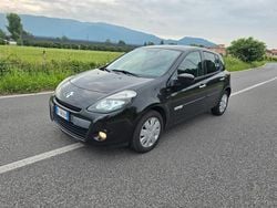 Nero Usata 2012 Renault Clio IV Tre volumi | 3750 € (Buon prezzo)