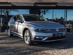 Argento Usata 2016 VW Passat Alltrack Executive Station wagon | 19.977 € (Molto cara)