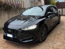 Nero Usata 2024 Ford Focus ST-Line X Tre volumi | 22.900 €