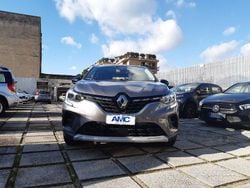 Grigio Usata 2020 Renault Captur Zen SUV | 16.499 € (Buon prezzo)