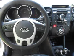 Usata 2012 Kia Venga Due volumi | 5900 € (Buon prezzo)