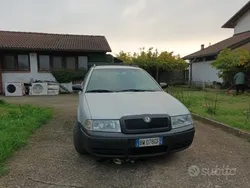 Argento Usata 2001 Skoda Octavia Ambiente Station wagon | 2500 €