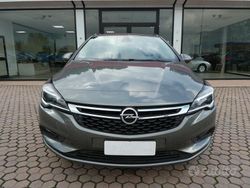 Argento Usata 2018 Opel Astra Tre volumi | 9500 € (Buon prezzo)