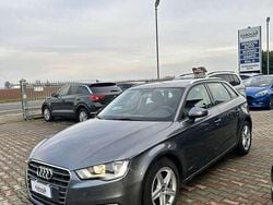 Grigio Usata 2015 Audi A3 Business Tre volumi | 11.650 € (Buon prezzo)