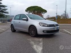 Grigio Usata 2010 VW Golf VI Tre volumi | 4000 € (Ottimo prezzo)
