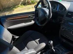 Usata 2005 Mercedes A180 Elegance Due volumi | 1800 € (Super prezzo)