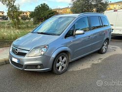 Usata 2006 Opel Zafira Monovolume | 4000 € (Molto cara)
