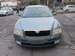Grigio Usata 2009 Skoda Octavia Ambiente Tre volumi | 1500 €