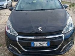 Usata 2016 Peugeot 208 Due volumi | 7200 € (Buon prezzo)