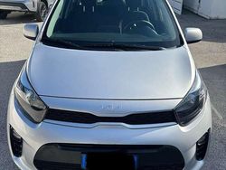 Argento Usata 2022 Kia Picanto Comfort Due volumi | 10.700 € (Ottimo prezzo)