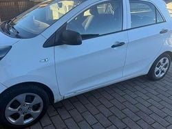 Bianco Usata 2012 Kia Picanto Due volumi | 3990 € (Buon prezzo)