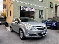 Argento Usata 2009 Opel Corsa Enjoy Tre volumi | 4300 € (Buon prezzo)