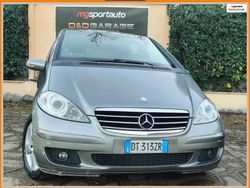 Grigio Usata 2007 Mercedes A180 Avantgarde Tre volumi | 1900 € (Buon prezzo)
