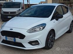 Bianco Usata 2019 Ford Fiesta ST-Line Tre volumi | 8990 € (Buon prezzo)