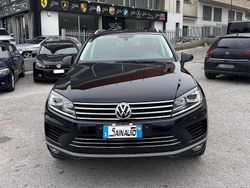 Nero Usata 2016 VW Touareg SUV | 19.900 € (Buon prezzo)