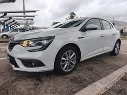 Bianco Usata 2019 Renault Mégane IV Business Tre volumi | 12.400 € (Buon prezzo)