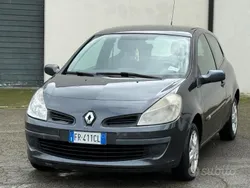 Grigio Usata 2006 Renault Clio II Luxe Tre volumi | 1650 € (Buon prezzo)