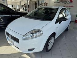 Bianco Usata 2007 Fiat Grande Punto Due volumi | 2400 € (Buon prezzo)