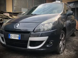 Usata 2010 Renault Scénic III Monovolume | 1110 € (Buon prezzo)
