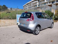 Usata 2010 Renault Scénic III Luxe Monovolume | 3450 € (Ottimo prezzo)