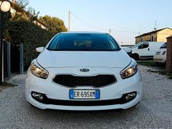 Bianco Usata 2013 Kia Ceed Due volumi | 9000 € (Molto cara)