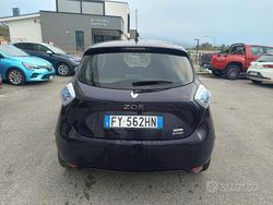 Viola Usata 2019 Renault Zoe Intens Due volumi | 8000 € (Ottimo prezzo)