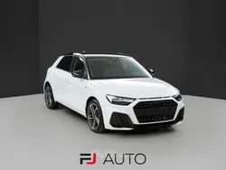 Bianco ghiaccio / nero mythos Usata 2024 Audi A1 S-Line Due volumi | 26.450 € (Buon prezzo)