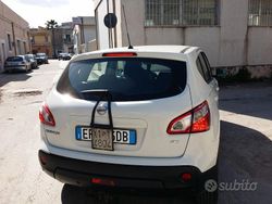 Bianco Usata 2013 Nissan Qashqai SUV | 9000 € (Cara)