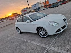 Bianco Usata 2010 Alfa Romeo Giulietta Due volumi | 6000 €