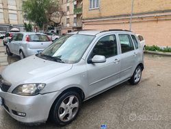 Grigio Usata 2004 Mazda 2 Due volumi | 750 € (Super prezzo)
