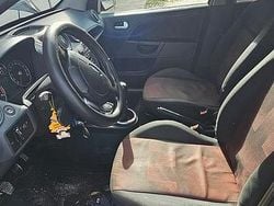 Nero Usata 2007 Ford Fiesta Tre volumi | 1600 € (Ottimo prezzo)