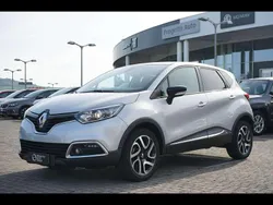 Da sistemare Usata 2016 Renault Captur Zen SUV | 11.500 € (Buon prezzo)