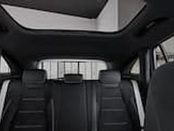 Grigio montagna Nuova 2025 Mercedes GLA200 AMG line SUV | 48.490 € (Cara)