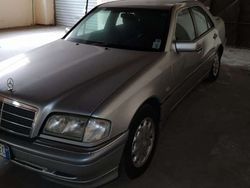 Argento Usata 1999 Mercedes C200 Elegance Tre volumi | 2900 € (Buon prezzo)