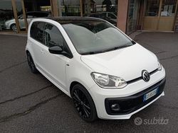 Bianco Usata 2021 VW up! R-line Due volumi | 11.500 € (Buon prezzo)