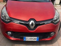 Rosso Usata 2013 Renault Clio GrandTour Dynamique Station wagon | 5500 € (Molto cara)