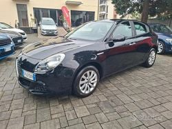 Nero Usata 2018 Alfa Romeo Giulietta Tre volumi | 7200 € (Super prezzo)