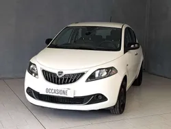 Bianco Usata 2022 Lancia Ypsilon Silver Due volumi | 8890 € (Ottimo prezzo)