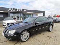 Nero Usata 2008 Mercedes CLK220 Avantgarde Coupé | 6800 € (Molto cara)