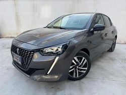 Grigio Usata 2023 Peugeot 208 Allure Due volumi | 14.490 € (Buon prezzo)