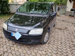 Nero Usata 2010 Fiat Multipla Emotion Monovolume | 3950 € (Molto cara)