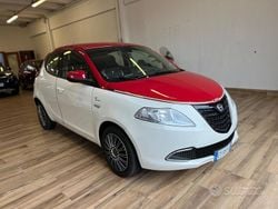 Bianco Usata 2015 Lancia Ypsilon Platinum Due volumi | 5400 € (Buon prezzo)