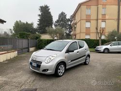 Grigio Usata 2010 Suzuki Alto Due volumi | 3800 € (Buon prezzo)