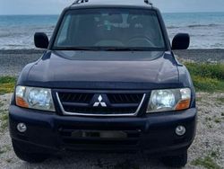 Blu Usata 2004 Mitsubishi Pajero SUV | 10.000 € (Cara)